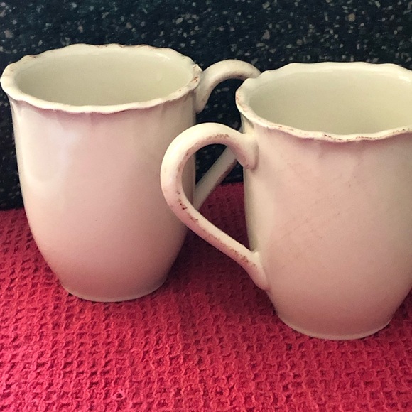 Harry & David Ruffle Trim Rustic Off White Coffee Tea Mug Made in Portugal 1063 - Picture 1 of 4